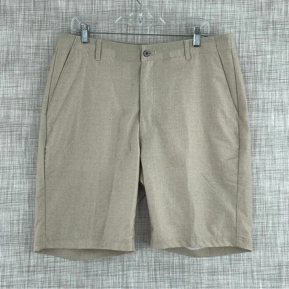 Pebble Beach Mens Size 36 tan golfing shorts 0231